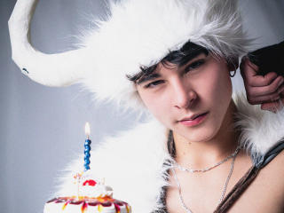 LukeHowlandy - Sexe cam en vivo - 28007573