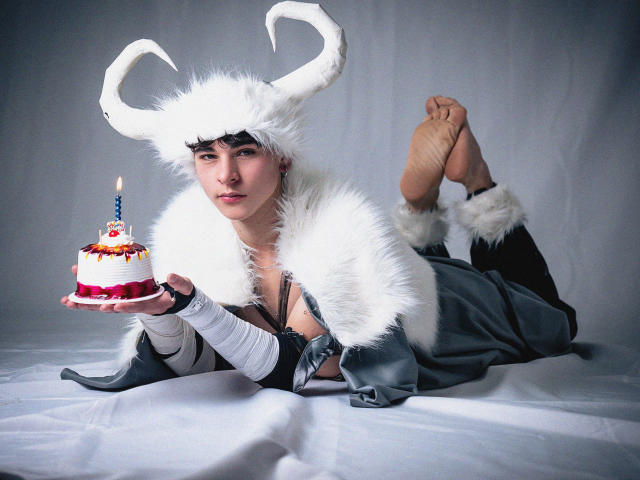 LukeHowlandy - Sexe cam en vivo - 28007585