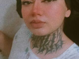 DarkCurvyLady - Live porn &amp; sex cam - 28007687