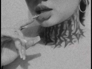 DarkCurvyLady - Sexe cam en vivo - 28007690