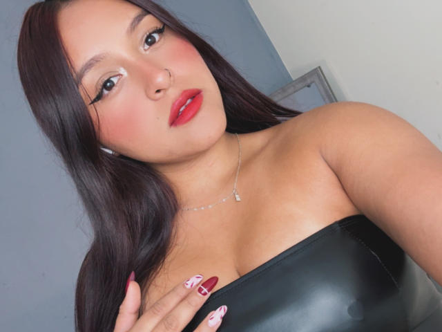 MarianaVargasX - Live sex cam - 28010852