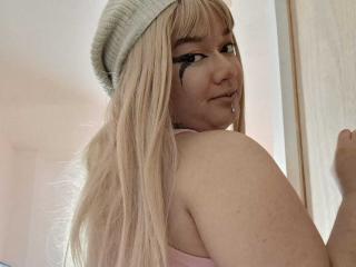 DarkCurvyLady - Sexe cam en vivo - 28011692