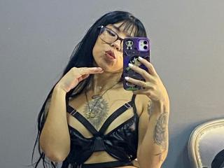 MiaDeLune - Live porn &amp; sex cam - 28011971