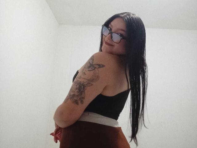 VictoriaRiver - Live sex cam - 28012058