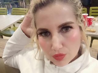 GiuliaAddams - Live porn &amp; sex cam - 28013084