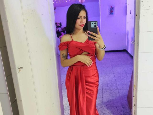 AlessaLeon - Élő pornó és szexkamera - 28013198