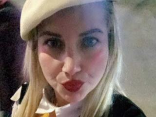 GiuliaAddams - Sexe cam en vivo - 28015169