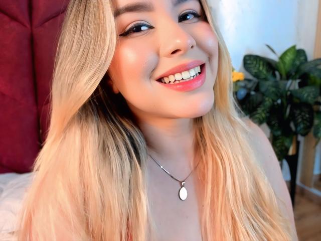 AshleyCampbell - Live porn &amp; sex cam - 28016129