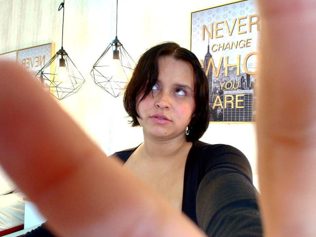 Blueeskyy - сексуальная веб-камера в реальном времени - 28017947