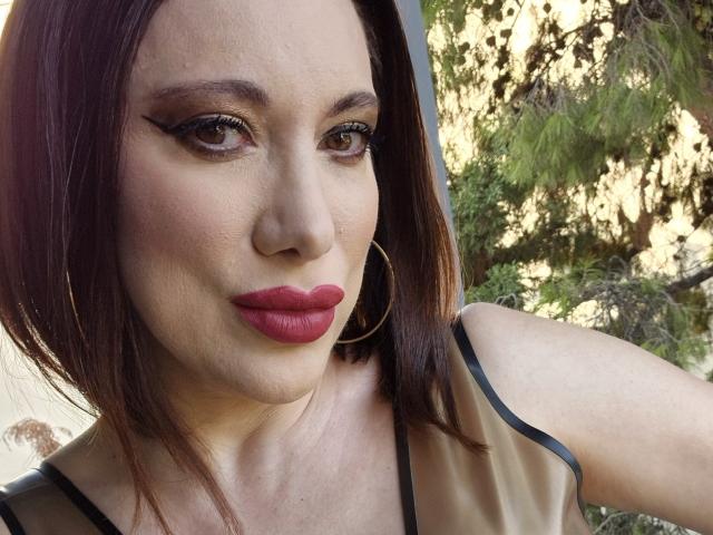 WandaDominatrix - Live sex cam - 28019312