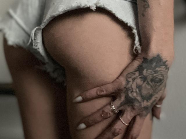 DaneeSoHot - Live porno og sexkamera - 28021049