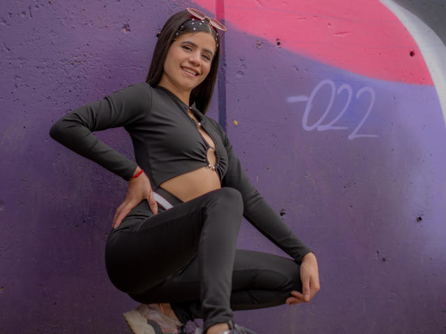 SheylaSpooner - Live porn &amp; sex cam - 28021727