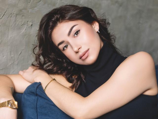 OliviaCluff - Sexe cam en vivo - 28021970