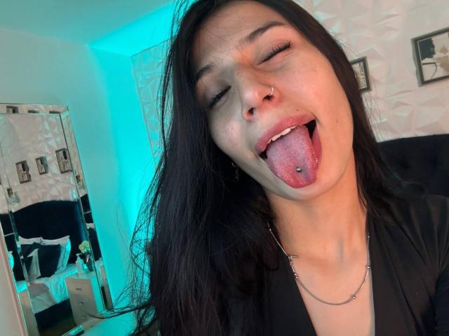 SophieBeaumont - Live sex cam - 28023884
