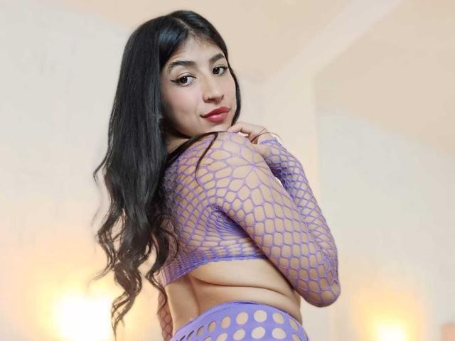 NaiaSanders - Live porn &amp; sex cam - 28024283