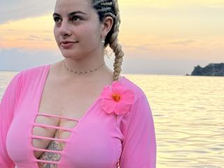 AtheneaRossi - Live porn &amp; sex cam - 28024577