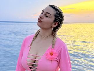 AtheneaRossi - Live porn &amp; sex cam - 28024694