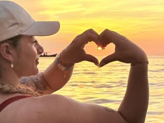 AtheneaRossi - Live porn &amp; sex cam - 28024718