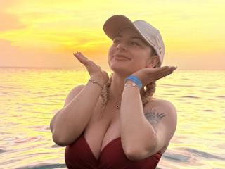 AtheneaRossi - Live porn &amp; sex cam - 28024808