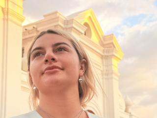 AtheneaRossi - Live porn &amp; sex cam - 28024985