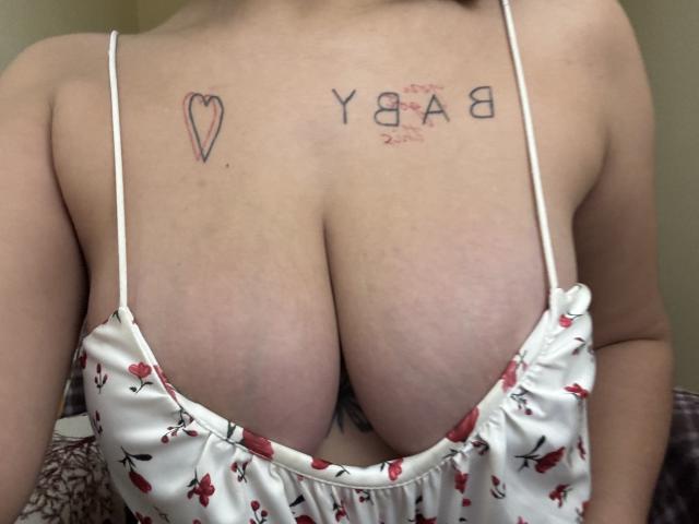 Kametia - Live porn &amp; sex cam - 28027220