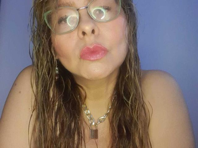 MiaAmoretti - Live porn &amp; sex cam - 28028723