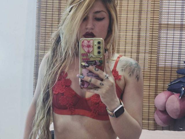 CamilaRossa - Live porn &amp; sex cam - 28033703