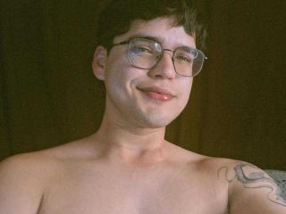 EddTerence - Live porn &amp; sex cam - 28035728