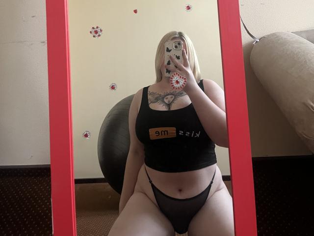 DiLaria - Live porn &amp; sex cam - 28036886