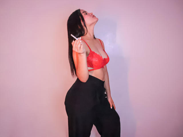 MiiaPalmer - Porno na żywo i seks kamera - 28037270