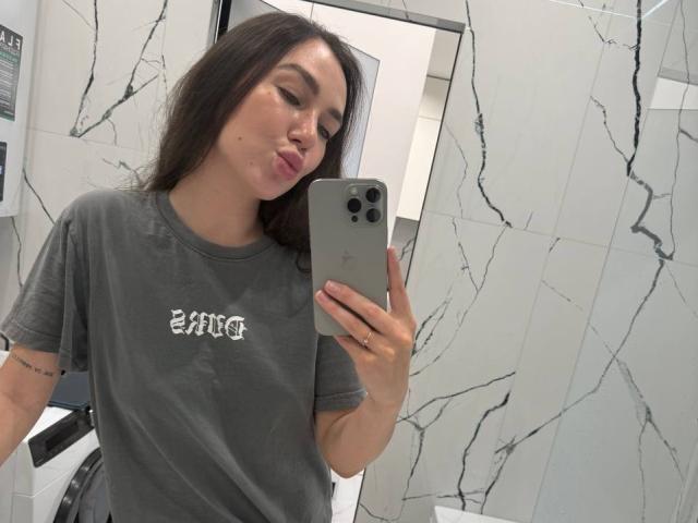 AraiaSheri - Élő pornó és szexkamera - 28037453