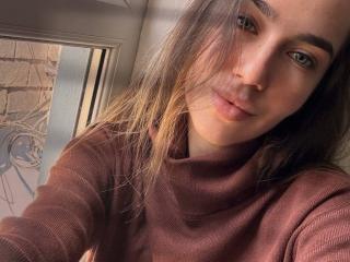 AraiaSheri - Live porn &amp; sex cam - 28037510