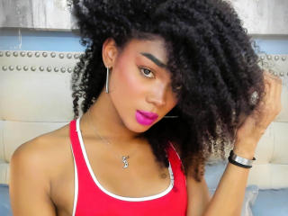 NaomiSteward - Sexe cam en vivo - 28037786