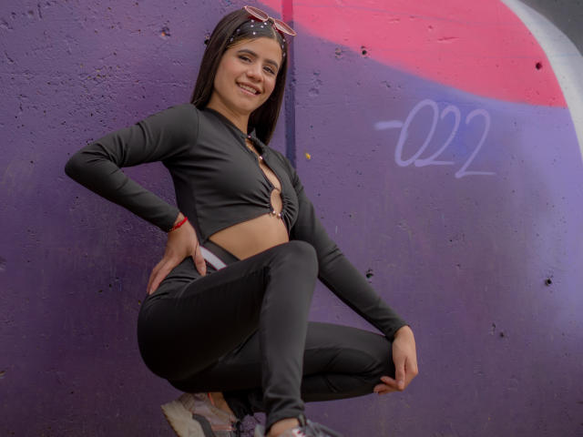 SheylaSpooner - Live porn &amp; sex cam - 28037831