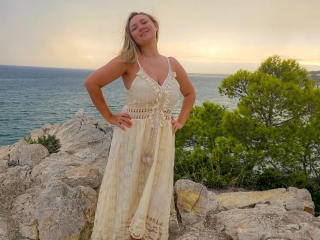 SallyVerda - Live sex cam - 28038530