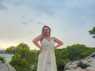 SallyVerda - Live sex cam - 28038581