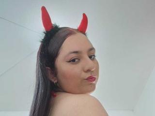 AnggieMilia - Live porn &amp; sex cam - 28042463