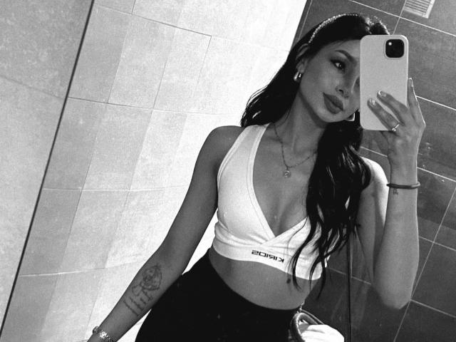 ThaliaCollins - Live porn &amp; sex cam - 28043888