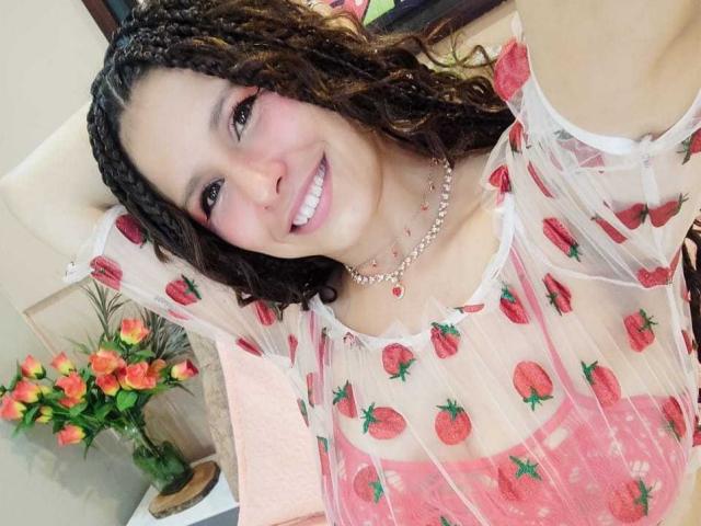 SarahWelinton - Live porn &amp; sex cam - 28044335