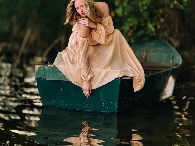 CrystalHope - Élő pornó és szexkamera - 28047422