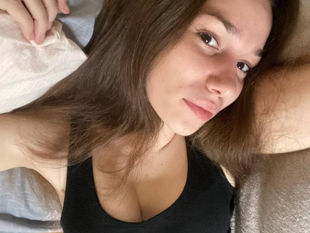 KaiaLein - Live sexe cam - 28047680