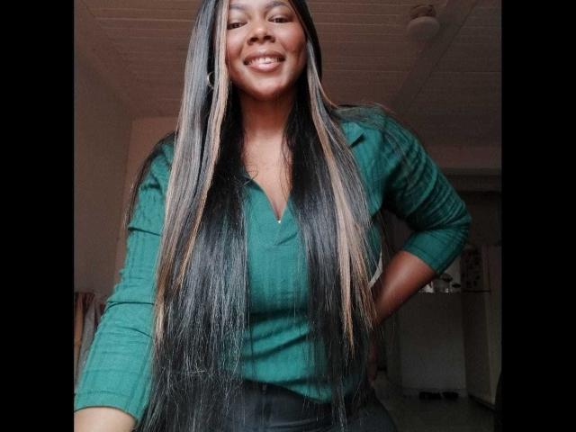 MacarenaBoobs - Élő pornó és szexkamera - 28048697