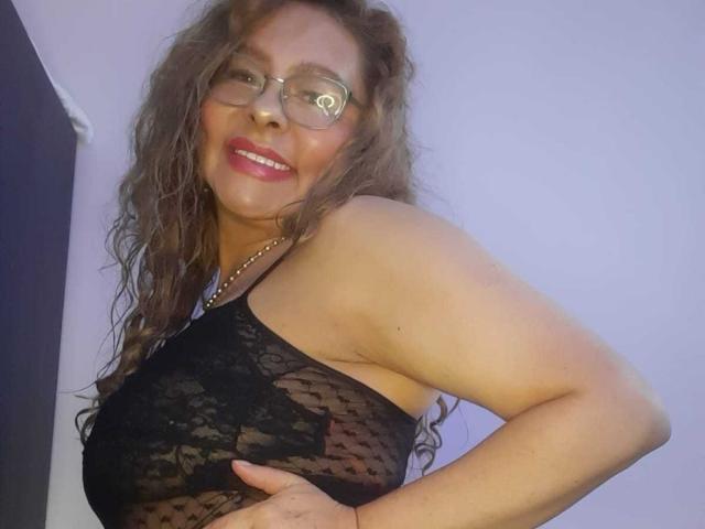 MiaAmoretti - Live porn &amp; sex cam - 28049708