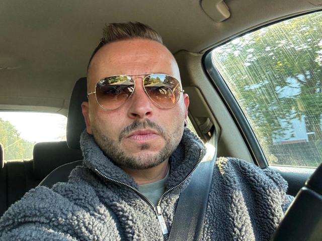 nike69-hot - Live sex cam - 28050188