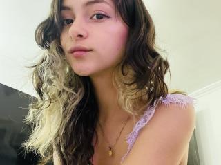 AlmaPonce - Live porn &amp; sex cam - 28052099