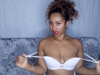 LayahCoquine - Sexe cam en vivo - 28052828