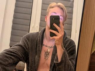 Honig96-hot - Live porn &amp; sex cam - 28055828