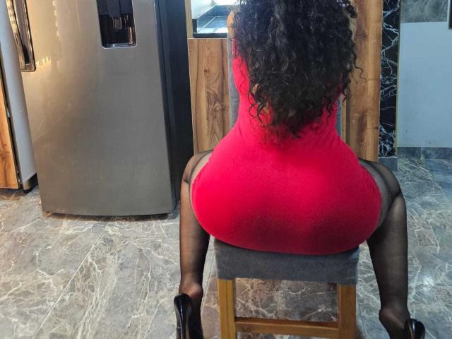 NaomyHott69 - Live porn &amp; sex cam - 28056221