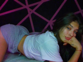 KatieSantana - Élő pornó és szexkamera - 28057496