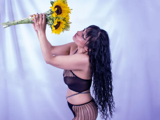 AlexandraJones - Live porn &amp; sex cam - 28057508